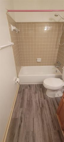 4243 NW 20TH TERRACE, Gainesville, FL 32605