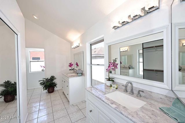 912 E Annette Drive, Phoenix, AZ 85022
