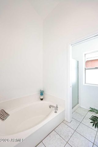 912 E Annette Drive, Phoenix, AZ 85022