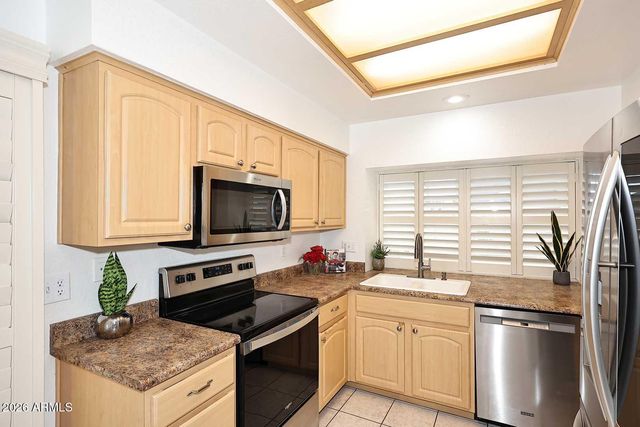 912 E Annette Drive, Phoenix, AZ 85022