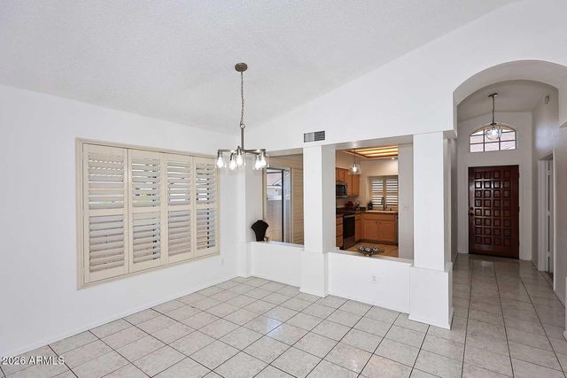 912 E Annette Drive, Phoenix, AZ 85022