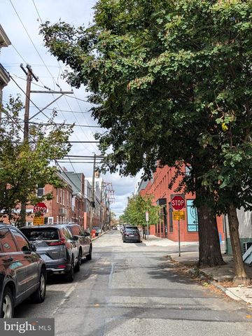 889 N LECOUNT ST, Philadelphia, PA 19130