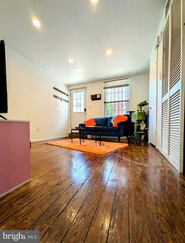 889 N LECOUNT ST, Philadelphia, PA 19130