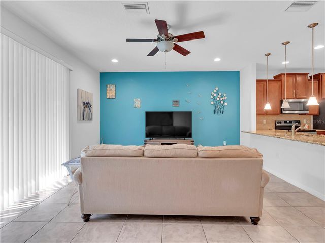 8343 PINE RIVER ROAD, Tampa, FL 33637