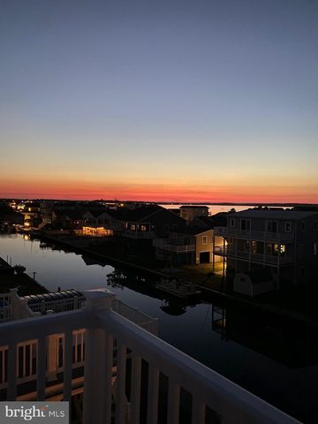 7 W ESSEX ST, Fenwick Island, DE 19944