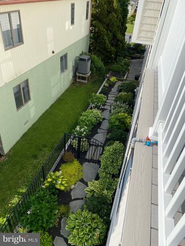 7 W ESSEX ST, Fenwick Island, DE 19944