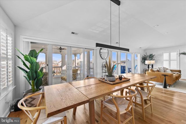 7 W ESSEX ST, Fenwick Island, DE 19944