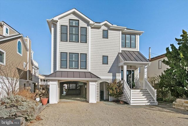 7 W ESSEX ST, Fenwick Island, DE 19944