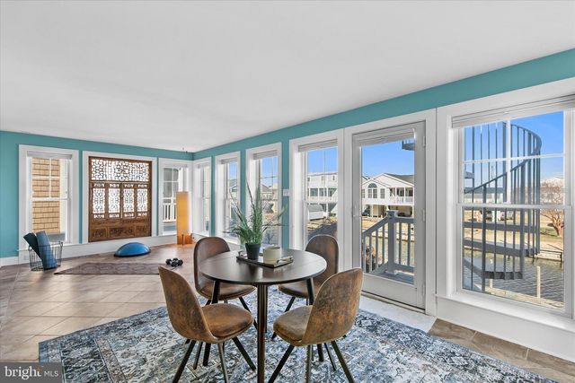 7 W ESSEX ST, Fenwick Island, DE 19944