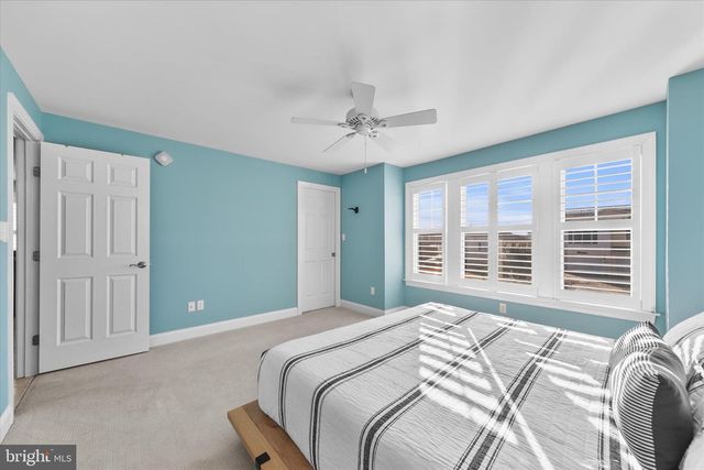 7 W ESSEX ST, Fenwick Island, DE 19944