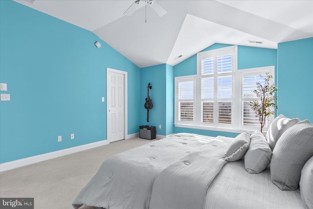 7 W ESSEX ST, Fenwick Island, DE 19944