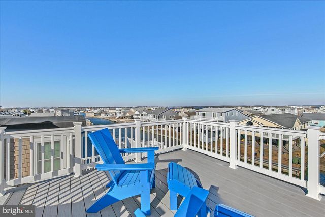 7 W ESSEX ST, Fenwick Island, DE 19944