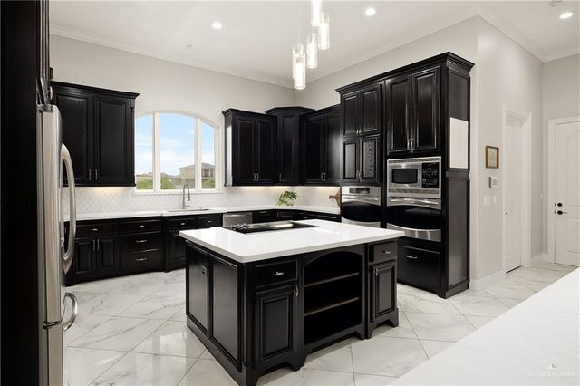 1415 Serengeti Way, Weslaco, TX 78596