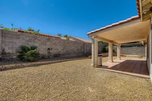 8909 Big Plantation Avenue, Las Vegas, NV 89143