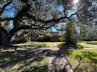 8124 Glenbrook Drive, Houston, TX 77017