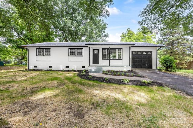 2280 Cannon Farm Road, China Grove, NC 28023