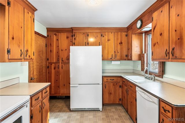 250 South 2nd Street, Lewiston, NY 14092