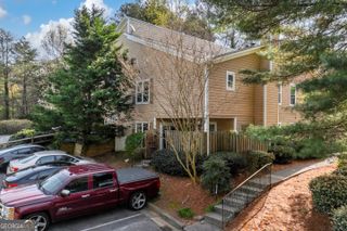 966 Wuthering Way, Norcross, GA 30093