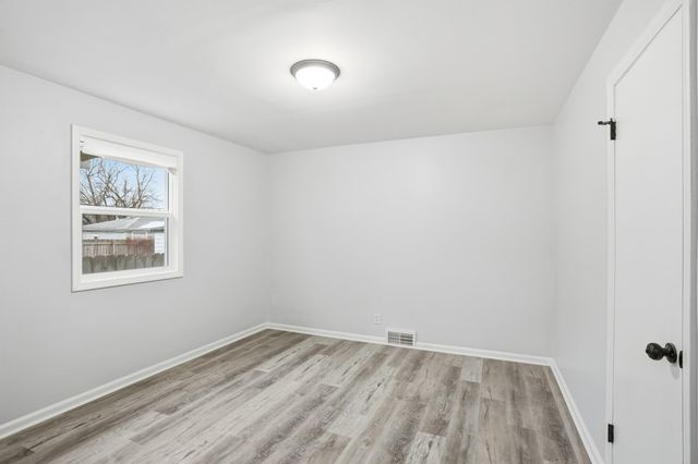 4800 Adams Street, Gary, IN 46408