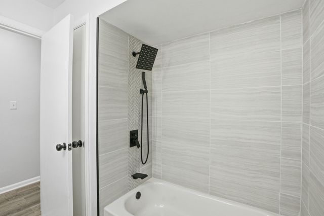 4800 Adams Street, Gary, IN 46408