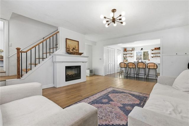 705 N 141st Street, Bonner Springs, KS 66012