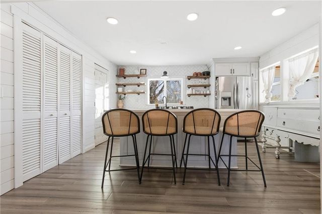 705 N 141st Street, Bonner Springs, KS 66012