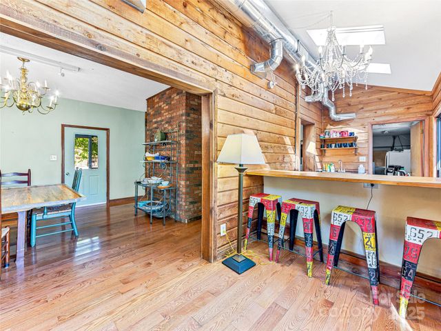 551 Bee Tree Road, Swannanoa, NC 28778