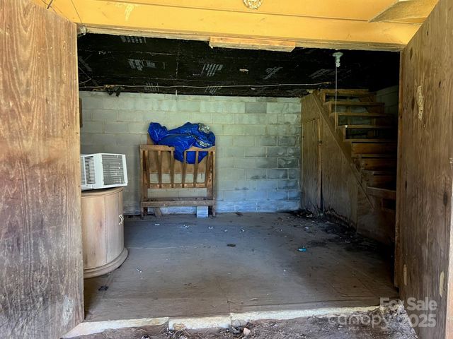 551 Bee Tree Road, Swannanoa, NC 28778