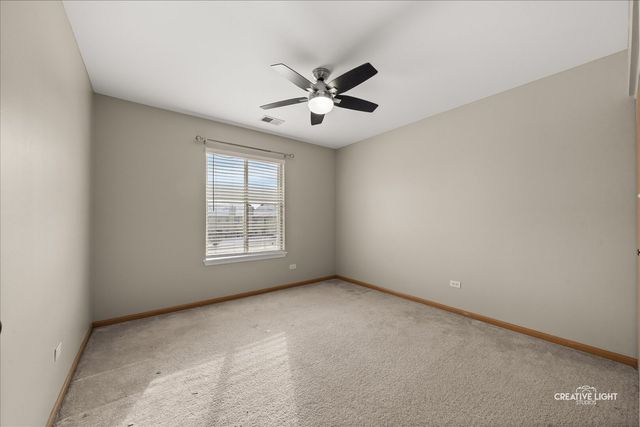 2477 Smithfield Court, Aurora, IL 60503