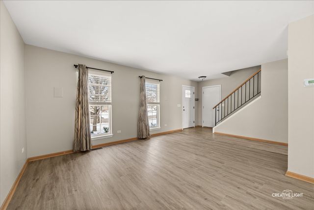 2477 Smithfield Court, Aurora, IL 60503