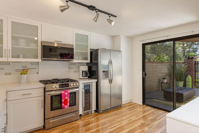 2910 Calle Loreto, Palm Springs, CA 92264