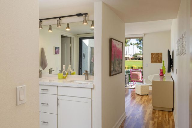 2910 Calle Loreto, Palm Springs, CA 92264