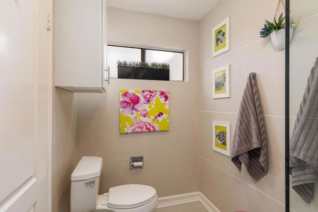 2910 Calle Loreto, Palm Springs, CA 92264