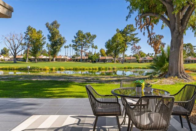 2910 Calle Loreto, Palm Springs, CA 92264