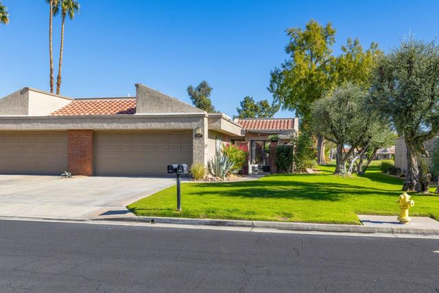 2910 Calle Loreto, Palm Springs, CA 92264