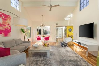 2910 Calle Loreto, Palm Springs, CA 92264