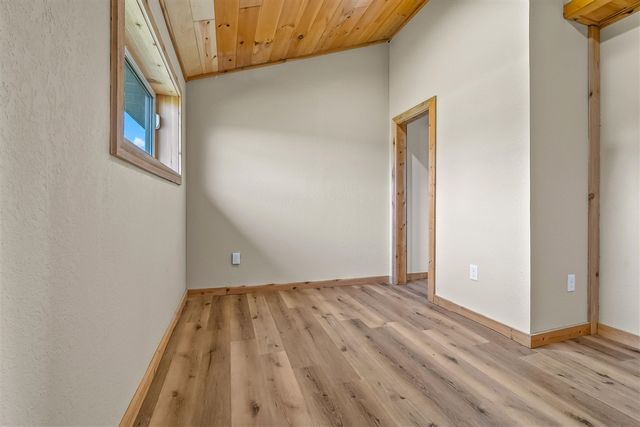 10149 Dennings Road, Jonesville, MI 49250