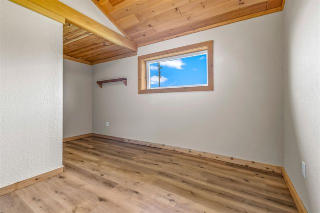 10149 Dennings Road, Jonesville, MI 49250