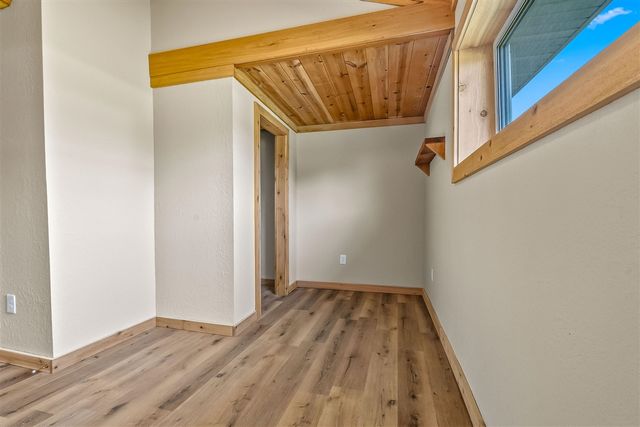 10149 Dennings Road, Jonesville, MI 49250