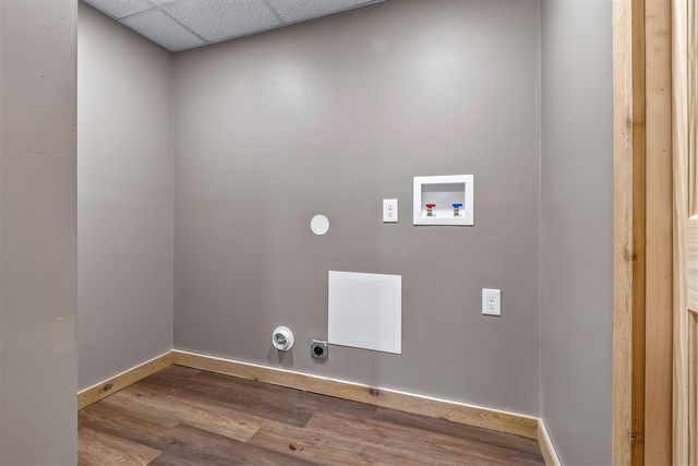 10149 Dennings Road, Jonesville, MI 49250