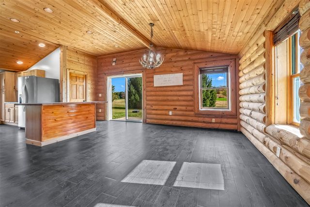 10149 Dennings Road, Jonesville, MI 49250