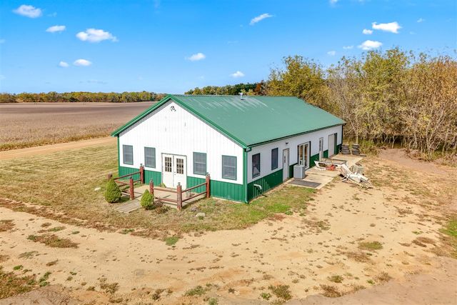 10149 Dennings Road, Jonesville, MI 49250