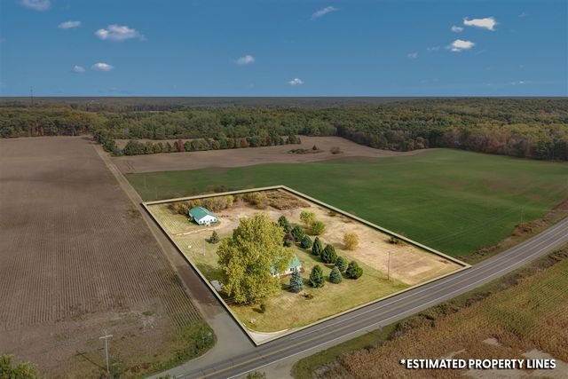10149 Dennings Road, Jonesville, MI 49250