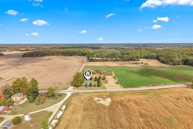 10149 Dennings Road, Jonesville, MI 49250