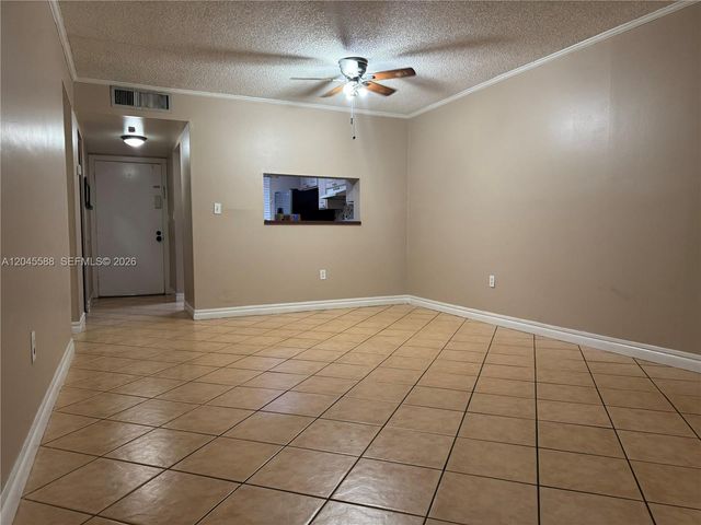 10865 SW 112th Avenue 105, Miami, FL 33176