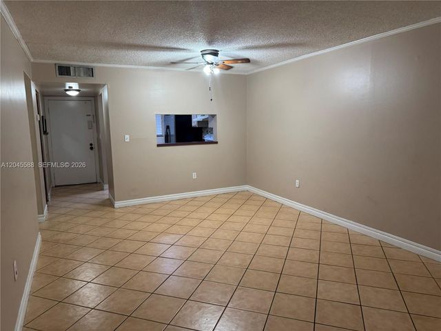 10865 SW 112th Avenue 105, Miami, FL 33176