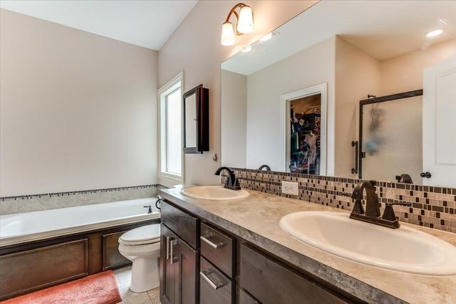 1269 N Forestview Ct, Wichita, KS 67235