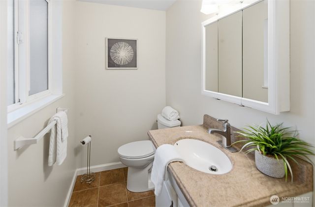 12664 NE 87th Street, Kirkland, WA 98033