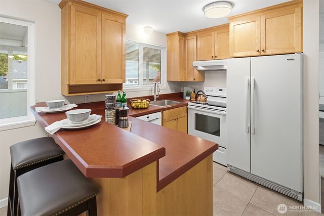 12664 NE 87th Street, Kirkland, WA 98033