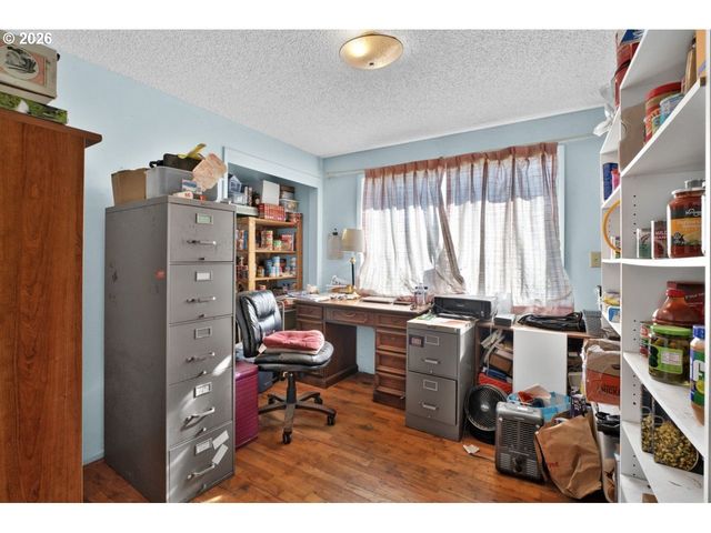 89009 CONDON CREEK Rd, Florence, OR 97439